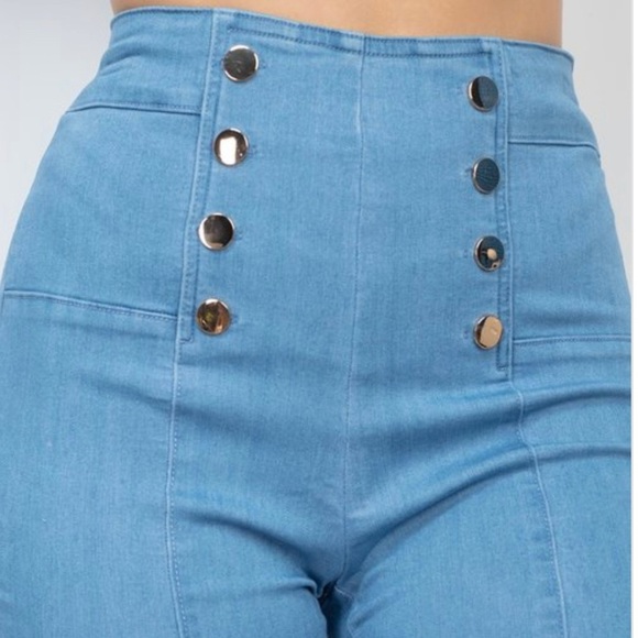 NEW TRENDY MEDIUM WASH DENIM WOMEN HIGH WAIST JEANS GOLD BUTTON DETAILS - Picture 5 of 9